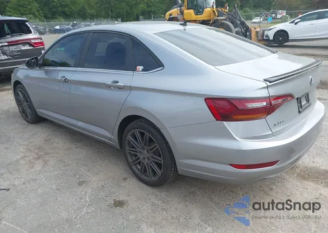 2019 Volkswagen Jetta 1.4T R-Line/1.4T S/1.4T Se z USA, uszkodzony, nr VIN 3VWC57BU0KM169732
